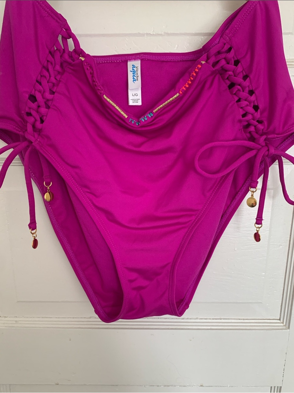 3 for $20 😍 Aqua by La Vie En Rose Fuchsia Macramé Side Tie Bikini Bottom